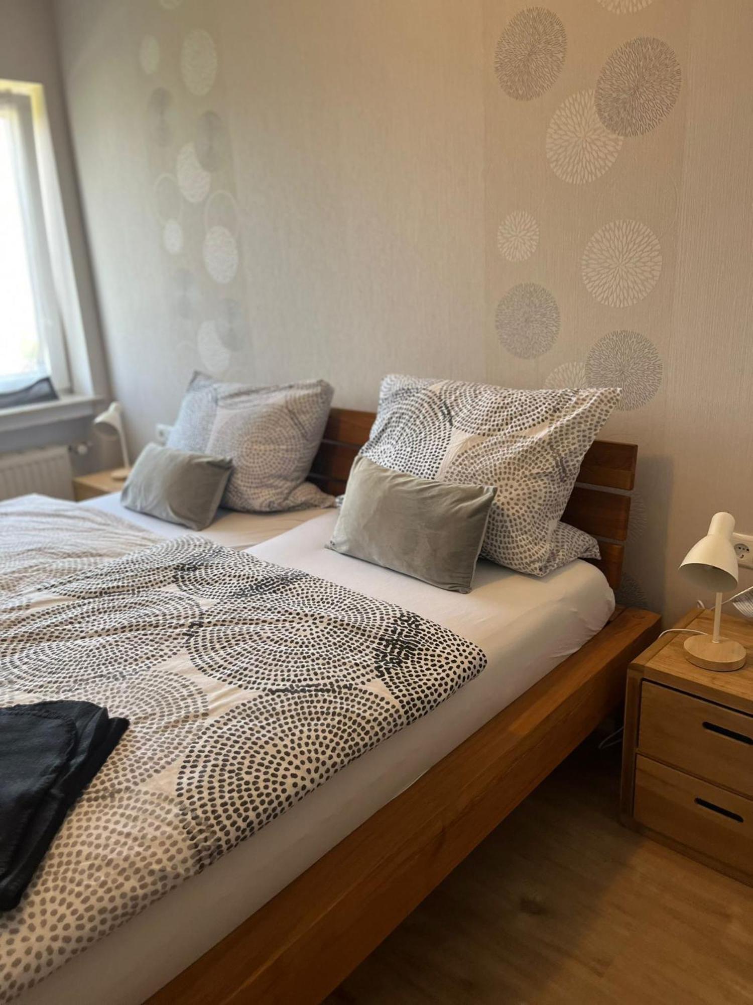 Fewo Hoheeifel, 1 Haus Mit 2 Apartments 5 Schlafzimmer In Kelberg Naehe Nuerburgring Стая снимка