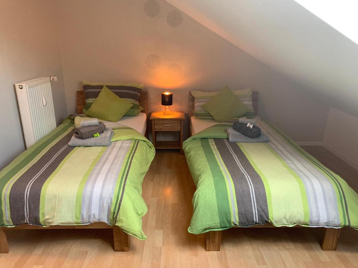 Fewo Hoheeifel, 1 Haus Mit 2 Apartments 5 Schlafzimmer In Kelberg Naehe Nuerburgring Екстериор снимка